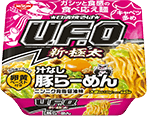 日清焼そばU.F.O. 大盛 汁なし豚らーめんニンニク背脂醤油味 卵黄ペースト付
