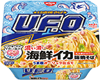 日清焼そばU.F.O. 濃い濃い海鮮イカ味焼そばうま塩ガーリック仕立て